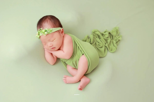 广州代怀试管生子宝宝出疹子发烧